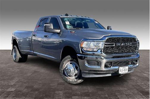 2024 RAM 3500 Tradesman Crew Cab 4x4 8 Box