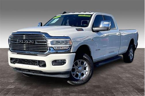 2023 RAM 3500 Laramie Crew Cab 4x4 8 Box