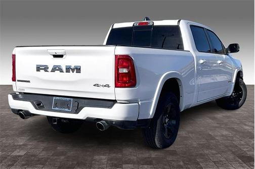 2025 RAM 1500 Big Horn Crew Cab 4x4 64' Box