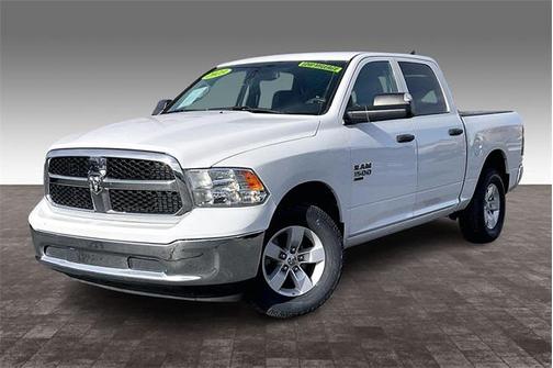2023 RAM 1500 Classic SLT Crew Cab 4x4 57' Box