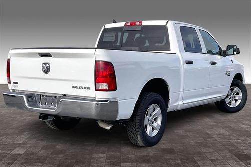 2023 RAM 1500 Classic SLT Crew Cab 4x4 57' Box