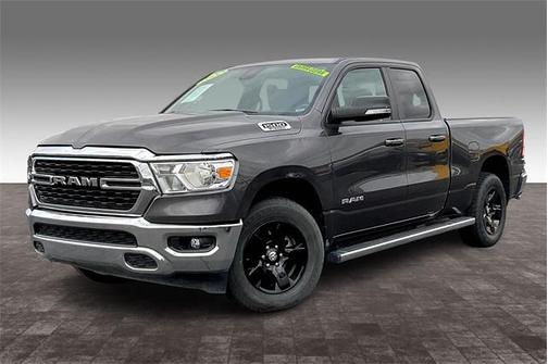2022 RAM 1500 Lone Star Quad Cab 4x4 64' Box