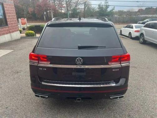 Deep Black Pearl Effect 2021 Volkswagen Atlas 3.6 V6 SE w/ Technology R-Line