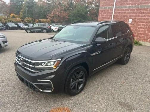 Deep Black Pearl Effect 2021 Volkswagen Atlas 3.6 V6 SE w/ Technology R-Line