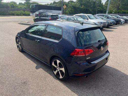2016 Volkswagen Golf GTI S