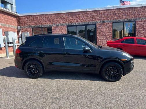 2012 Porsche Cayenne Base