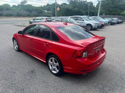 2010 Volvo S40 T5 R-Design