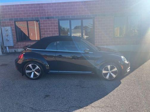 2013 Volkswagen Beetle 60'S EDITION