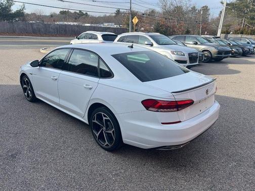 2020 Volkswagen Passat 2.0T R-Line