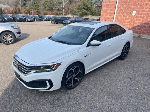 2020 Volkswagen Passat 2.0T R-Line