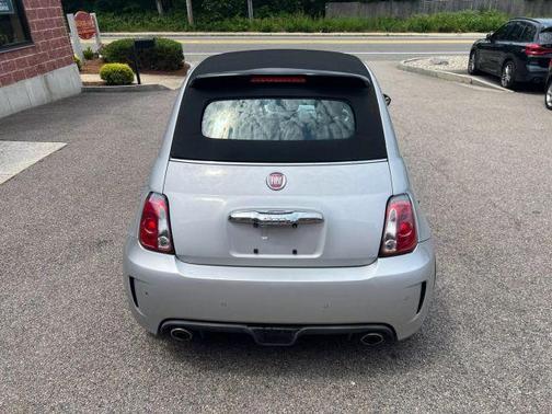2014 FIAT 500C GQ EDITION