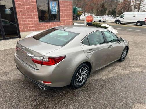 Gray 2016 Lexus ES 350 Base