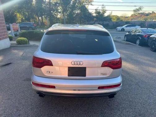 Ice Silver Metallic 2015 Audi Q7 3.0T Premium Plus