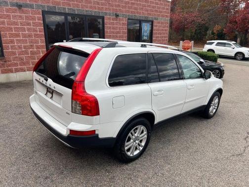 2011 Volvo XC90 3.2