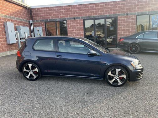 2016 Volkswagen Golf GTI S