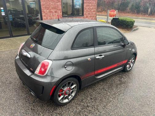 2015 FIAT 500 Abarth