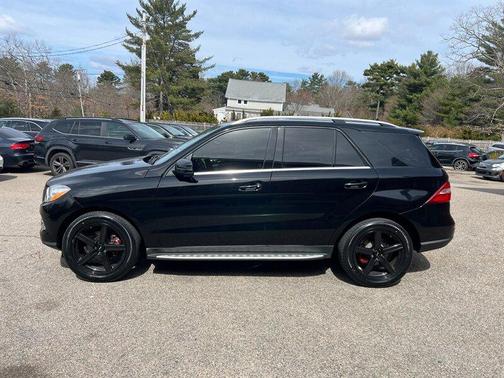 Black 2015 Mercedes-Benz M-Class ML 350 4MATIC