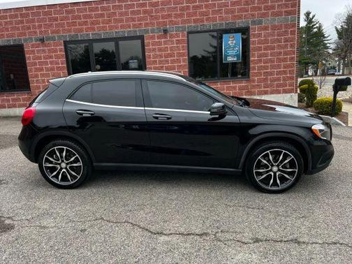 Cosmos Black Metallic 2015 Mercedes-Benz GLA-Class GLA 250 4MATIC