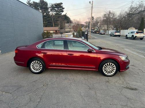 2016 Volkswagen Passat 1.8T SE