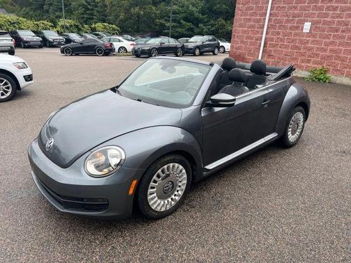 2016 Volkswagen Beetle 1.8T S