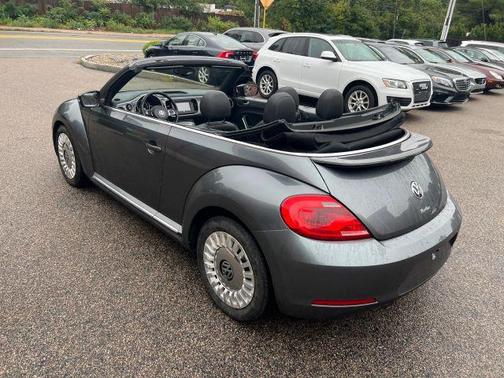 2016 Volkswagen Beetle 1.8T S