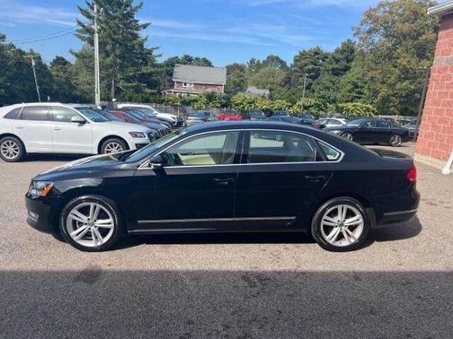 2015 Volkswagen Passat 1.8T Sport