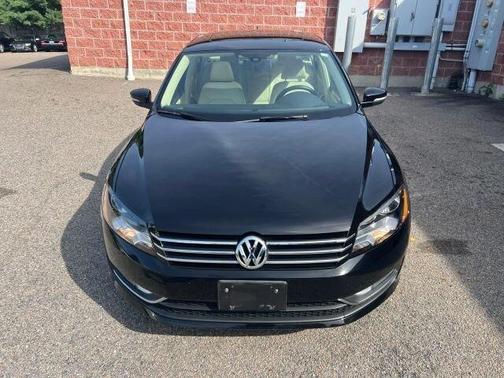 2015 Volkswagen Passat 1.8T Sport