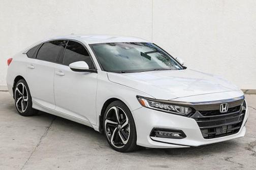 Photo 3 of 25 of 2020 Honda Accord Sport 1.5T