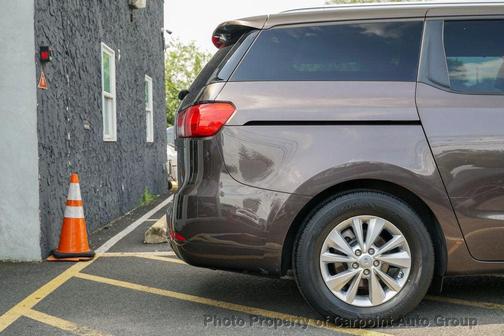 2017 Kia Sedona LX