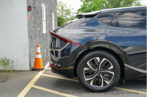 2022 Kia EV6 Wind