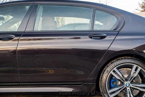 2018 BMW 750 i xDrive