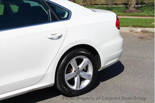 2015 Volkswagen Passat 1.8T Limited Edition