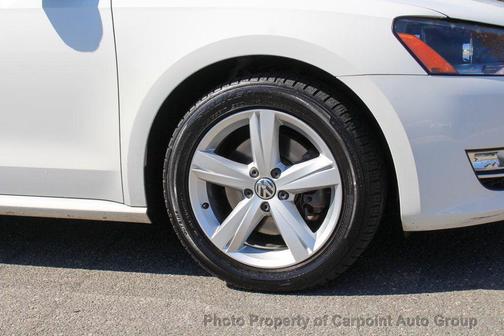 2015 Volkswagen Passat 1.8T Limited Edition