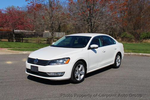 2015 Volkswagen Passat 1.8T Limited Edition