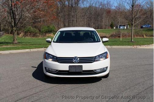 2015 Volkswagen Passat 1.8T Limited Edition