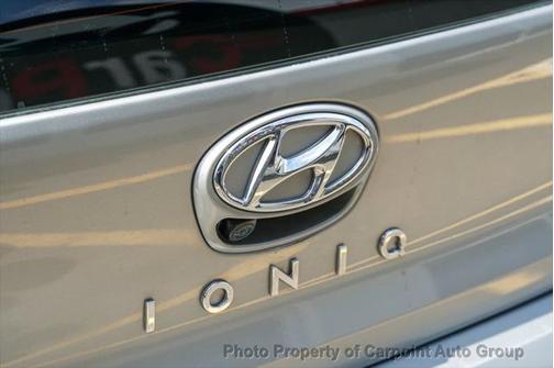 2020 Hyundai IONIQ EV SE