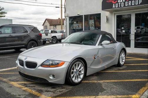 2004 BMW Z4 2.5i Roadster