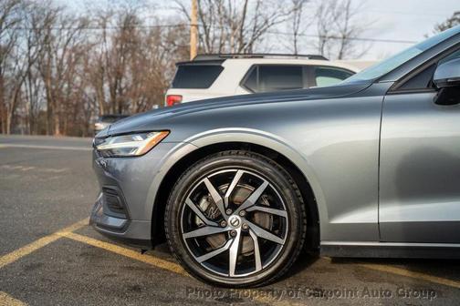 2020 Volvo S60 T5 Momentum