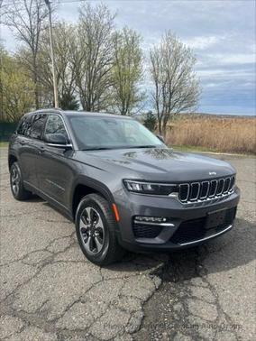 2023 Jeep Grand Cherokee 4xe Base