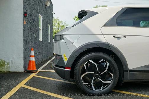 2022 Hyundai IONIQ 5 SEL