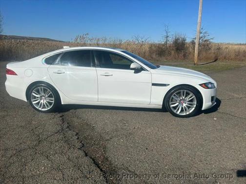 2016 Jaguar XF 35t Prestige
