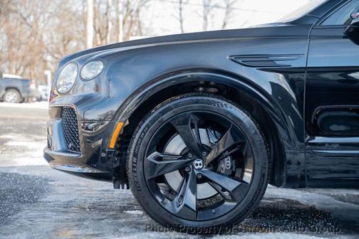 2022 Bentley Bentayga V8