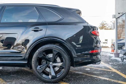 2022 Bentley Bentayga V8