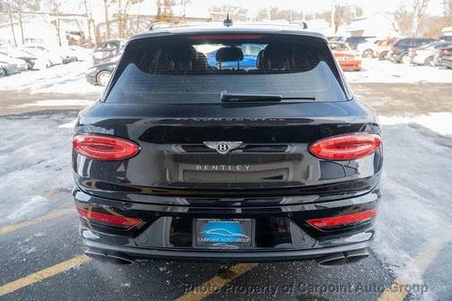 2022 Bentley Bentayga V8