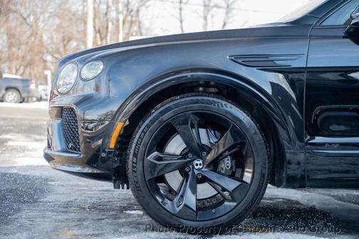 2022 Bentley Bentayga V8