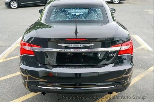 2011 Chrysler 200 Limited
