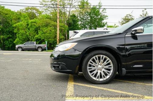 2011 Chrysler 200 Limited