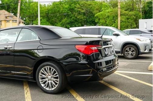 2011 Chrysler 200 Limited