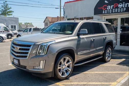 2017 Cadillac Escalade Luxury