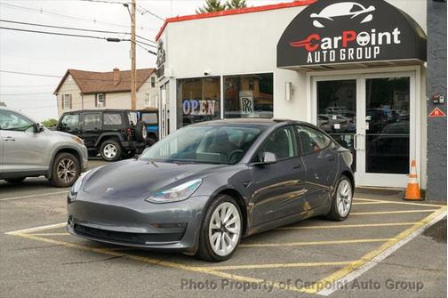 2022 Tesla Model 3 Standard Range
